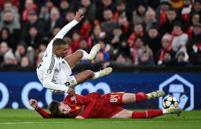 “Cruncher” – Kylian Mbappe umiliato dal debuttante del Liverpool nello scontro di Champions League