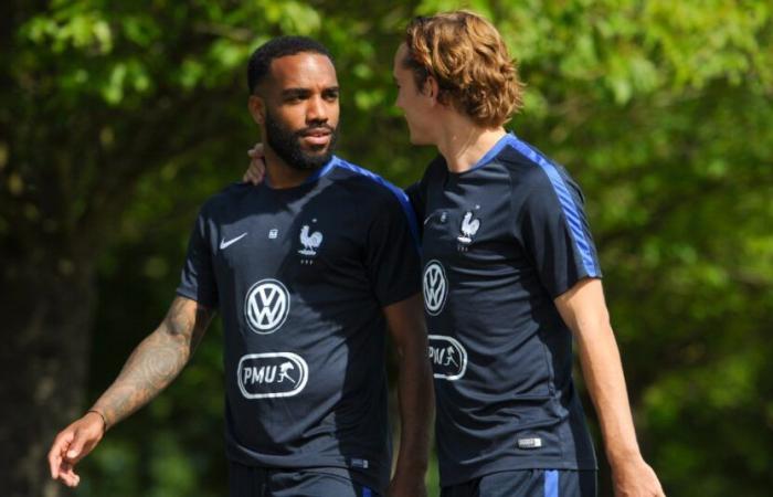 “Nasconde qualcosa”, Lacazette parla del ritiro di Griezmann!