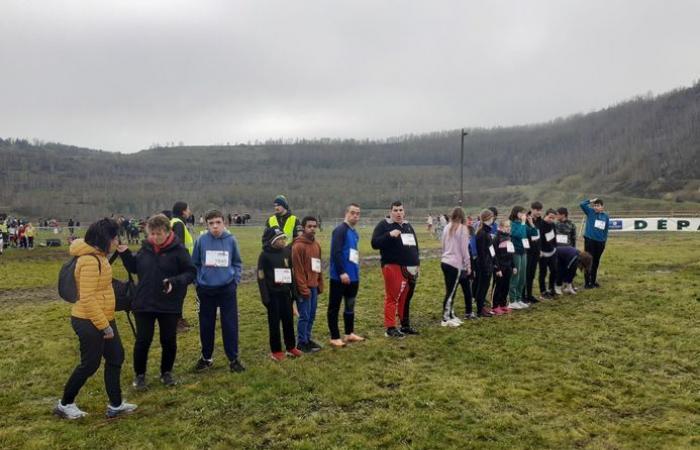 2.500 giovani allo sci di fondo dipartimentale dell'Aveyron alla Scoperta della Decazeville