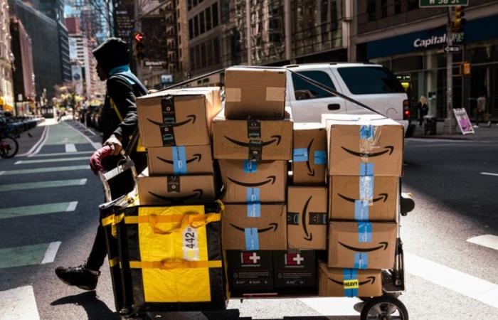 I lavoratori di Amazon in più di 20 paesi protesteranno durante il Black Friday e il Cyber ​​Monday, dicono gli organizzatori