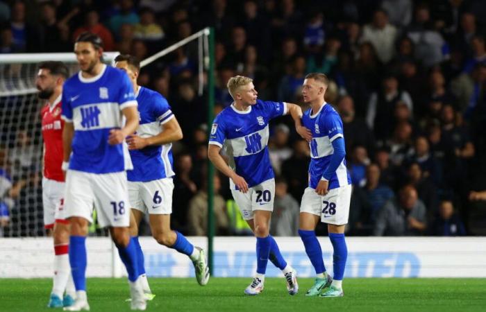 Birmingham City valutata da Jack Grimmer di Wycombe Wanderers