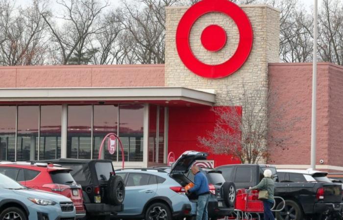 Quando aprono i negozi durante il Black Friday? Un elenco di rivenditori selezionati: NBC Chicago