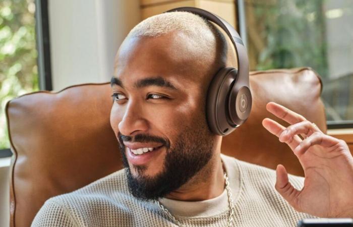 Le cuffie Beats Studio Pro scendono al -45%, un’offerta d’oro per questo gioiello audio premium