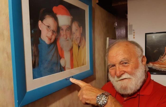 “Mi ha dato un piccolo colpo al cuore”: l’emblematico Babbo Natale di Pau va in pensione definitivamente