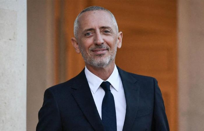 Gad Elmaleh ripercorre l'acquisto dell'iconico cabaret Chez Michou