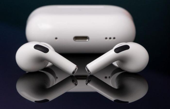 Gli ultimi AirPods Pro di Apple sono più economici degli AirPods 4 in questo momento