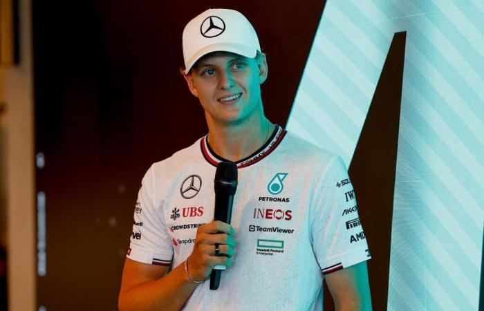 Mick Schumacher lascia la carica di pilota di riserva della Mercedes e prende il suo posto Bottas – Un addio davvero inglorioso.