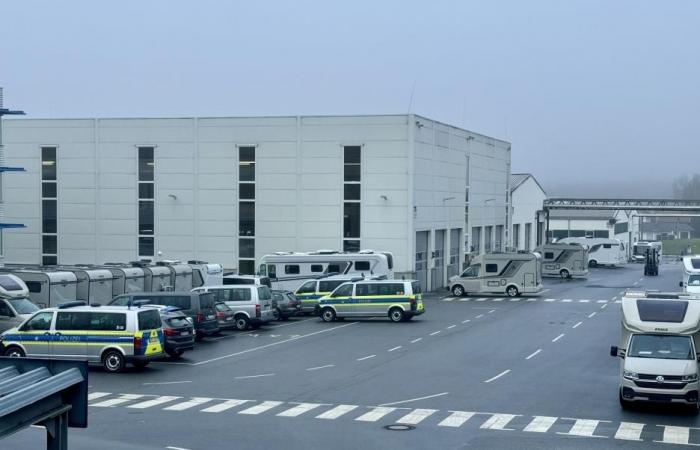 Operazione di perquisizione più ampia della polizia presso Knaus Tabbert a Jandelsbrunn