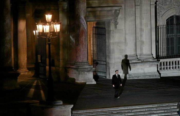 Emmanuel Macron, presidente ambulante per la riapertura di Notre-Dame