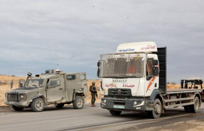 L’esercito israeliano, accusato di ostruzione, mostra le spedizioni di aiuti destinati a Gaza