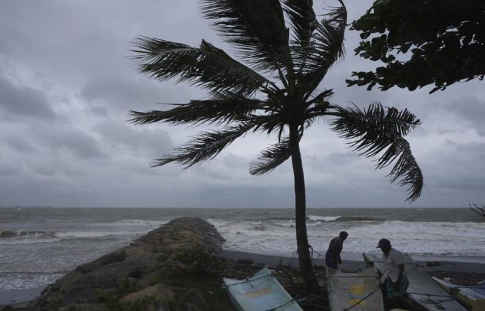 La tempesta provoca 12 morti e più di 300.000 persone colpite nello Sri Lanka