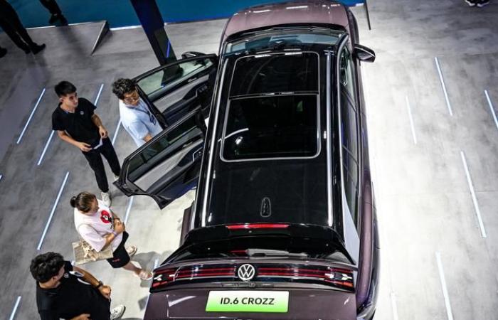 La Volkswagen si districa dallo Xinjiang ma è sempre più sopraffatta in Cina