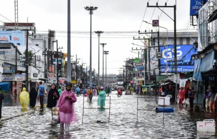 Thailandia: un morto e migliaia di sfollati per le inondazioni nel sud