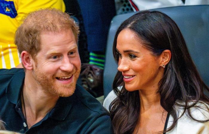 Meghan Markle: il suo gesto maldestro verso il principe Harry preoccupato notato da un esperto