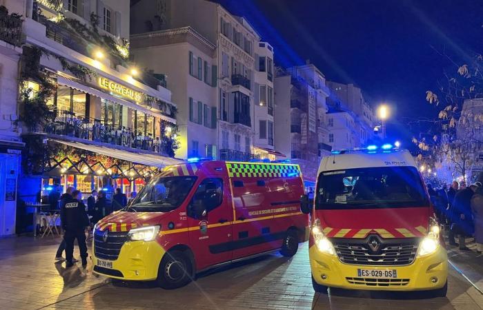 VIDEO. Cinque persone sono ustionate, di cui tre in modo grave, a causa della stufa sulla terrazza di un ristorante a Cannes