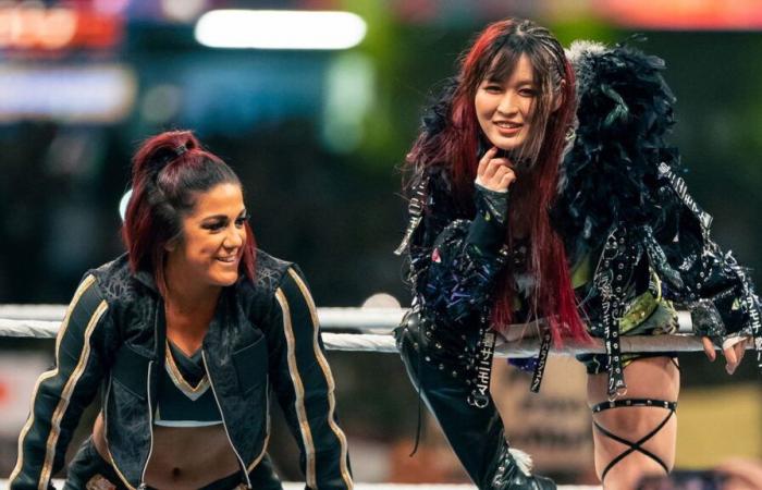 WWE Survivor Series: Bayley e Iyo Sky fanno la storia di WarGames