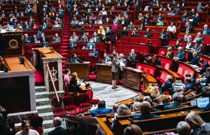 In Assemblea, macronisti e Insoumis ripropongono la partita delle pensioni