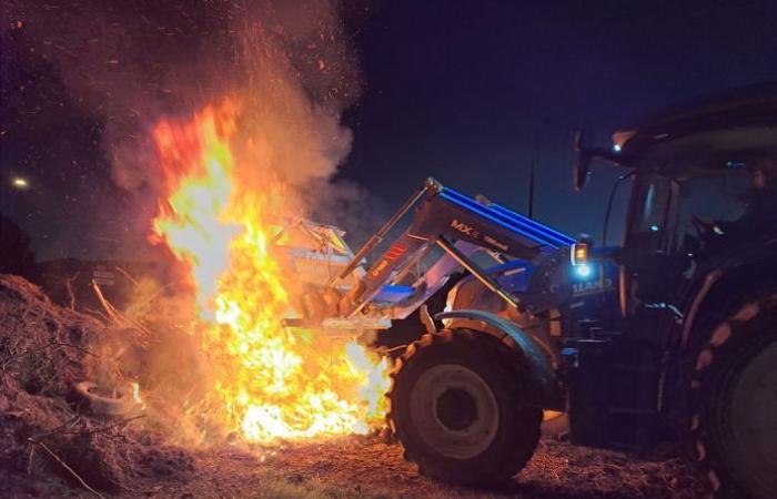 DIRETTO. La rabbia degli agricoltori: più di cento manifestanti erigono un muro davanti all'istituto INRAE ​​a Parigi