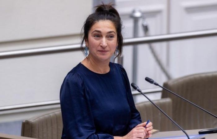 Zuhal Demir: “Gli insegnanti alle prime armi devono dedicare l’ottanta per cento del loro tempo a insegnare di nuovo”