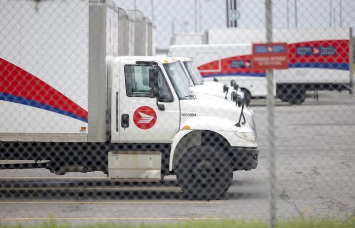 Canada Post licenzia i lavoratori in sciopero