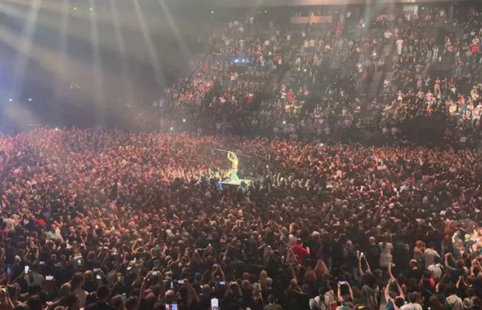 Shaka Ponk ripaga la sua impronta di carbonio e si autodistrugge all’Accor Arena di Parigi