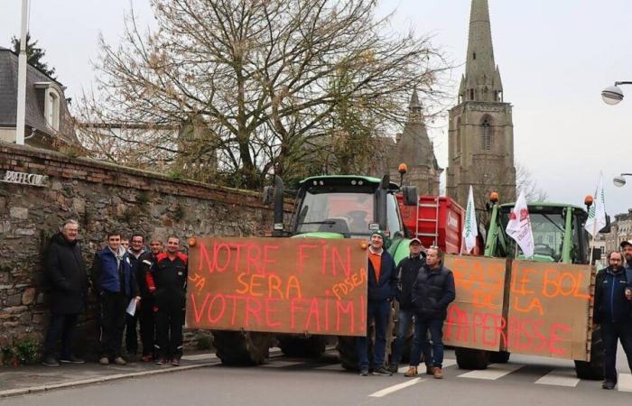 “Troppe pratiche burocratiche e prezzi troppo bassi”, a Redon gli agricoltori si uniscono alla mobilitazione