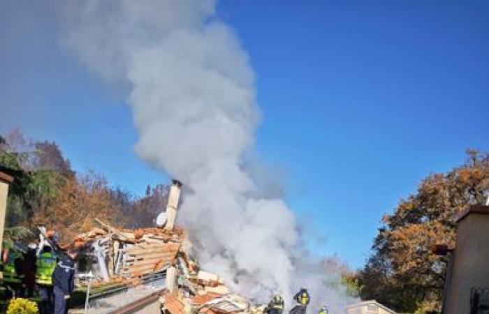 VIDEO. Esplosione di una casa vicino a Montauban: trovato un corpo senza vita tra le macerie della casa