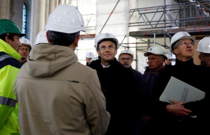 segui la visita di Emmanuel Macron al cantiere e scopri le prime immagini dell’interno della cattedrale