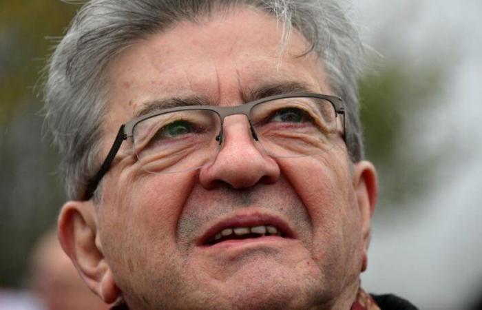 “Non siamo un rifugio per criminali”, assicura Mélenchon