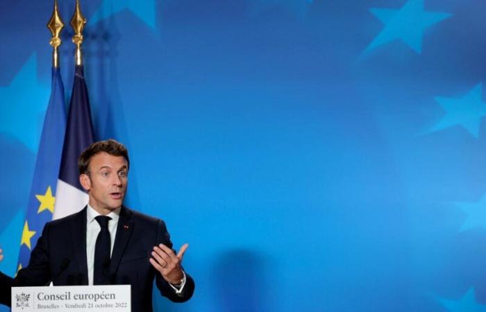 Emmanuel Macron riafferma il sostegno della Francia a Kiev e denuncia la “logica inaccettabile dell’escalation” della Russia