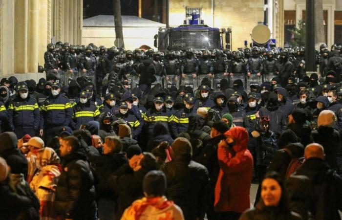 In Georgia, migliaia di manifestanti filoeuropei si sono radunati a Tbilisi