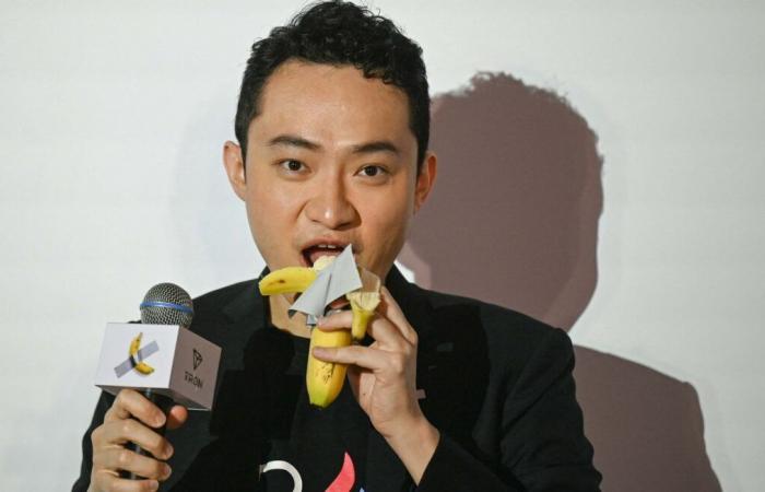 La banana acquistata per 6,2 milioni di dollari è stata ingoiata dal suo acquirente