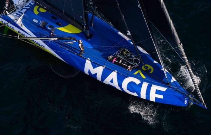 Vendée Globe – Charlie Dalin è il primo a superare il Capo di Buona Speranza