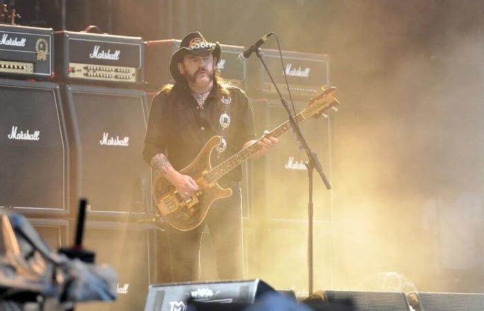 Indovina dove riposano ora alcune delle ceneri di Lemmy dei Motörhead?