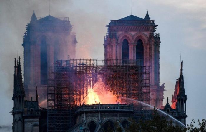 A cinque anni dall’incendio di Notre-Dame de Paris, l’inchiesta non ha ancora stabilito le cause