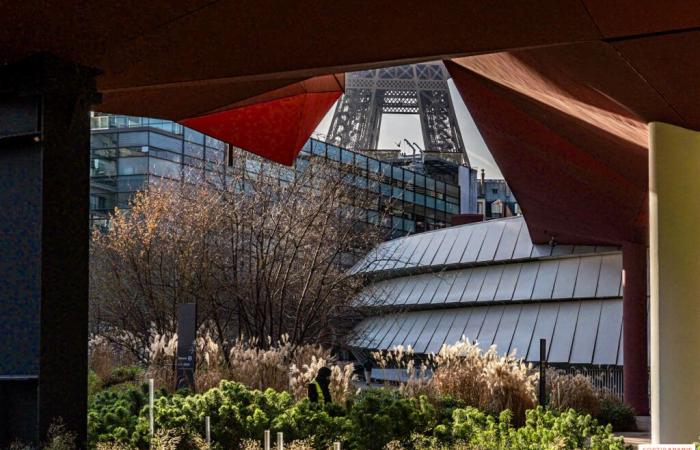 Au fil de l'or: la brillante mostra sull'oro nell'arte della moda al Musée du Quai Branly