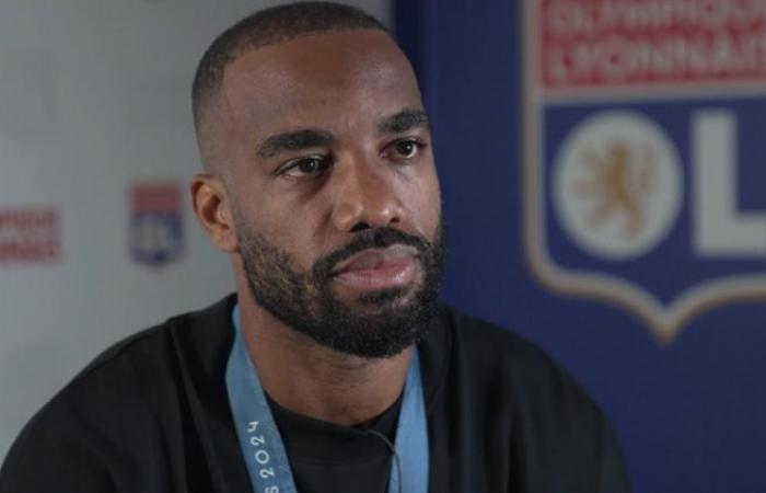 Mercato: “Quando si vedono le cifre”, Lacazette conferma di essersi lasciato tentare dal Psg