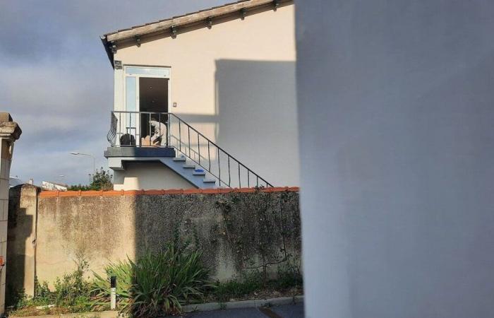 Omicidio di un organizzatore di serate di poker a La Rochelle: quattro giovani denunciati e incarcerati