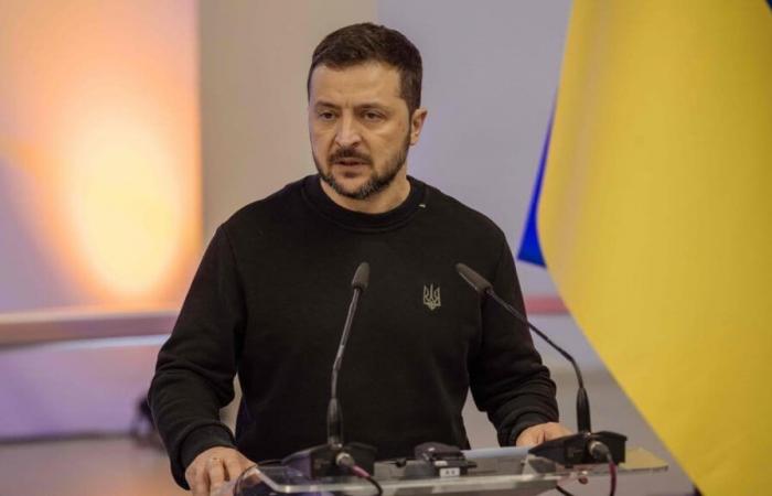 Ucraina: Zelenskyj si dice pronto a fare concessioni se la NATO protegge i territori controllati da Kiev