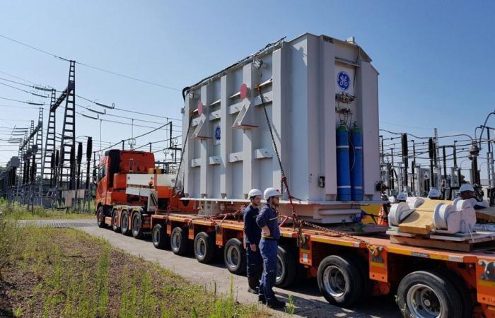 Installazione di un trasformatore da 36 MVA per alimentare i forni Saint-Gobain