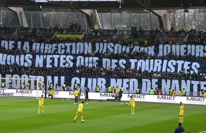 Sabato ai tifosi del Nantes è stato vietato di viaggiare per PSG-Nantes