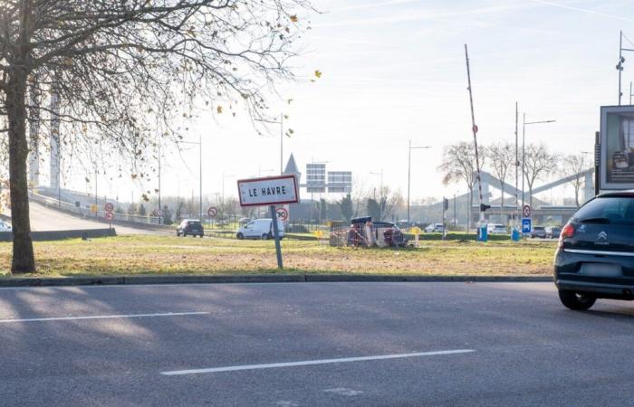 L'IMMAGINE. Perché è stata installata un'insegna di Le Havre all'ingresso di Rouen