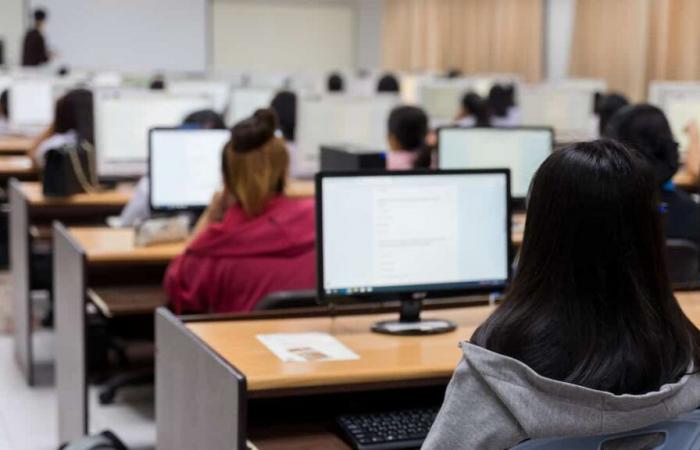 Smettiamo di accogliere i nostri studenti CEGEP per i bambini piccoli!