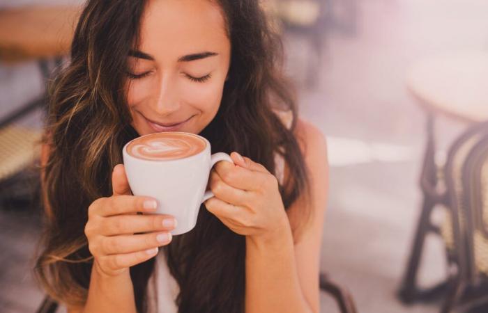 Macchina da caffè a metà prezzo + 6 lattine di caffè biologico in omaggio!