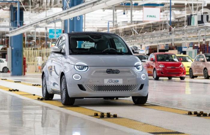 La Fiat 500e continua il suo declino: la sua produzione non riprenderà a breve