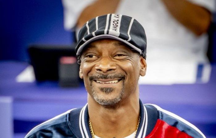 Il cantante suscita preoccupazione dopo essersi esibito con una bombola di ossigeno e essersi scagliato contro Snoop Dogg