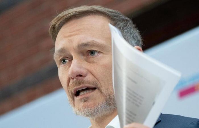 Christian Lindner si rivolge ai cittadini con un videomessaggio: “E me ne rammarico”