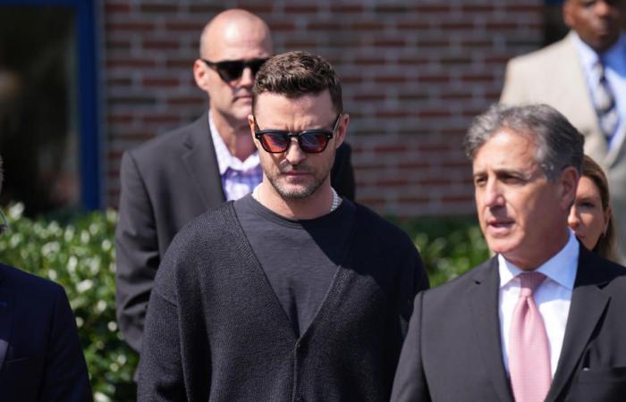 Justin Timberlake ha cancellato uno spettacolo imminente dopo aver subito un infortunio alla schiena