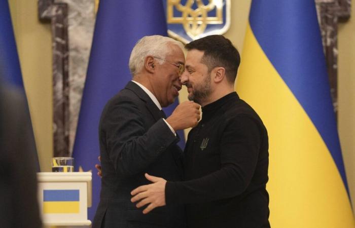 Volodymyr Zelenskyj incontra i nuovi leader dell'UE, dibattito sui confini della Polonia