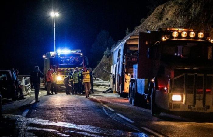 Un autobus spagnolo esce di strada vicino Andorra: almeno 2 morti e dieci feriti gravi: Notizie